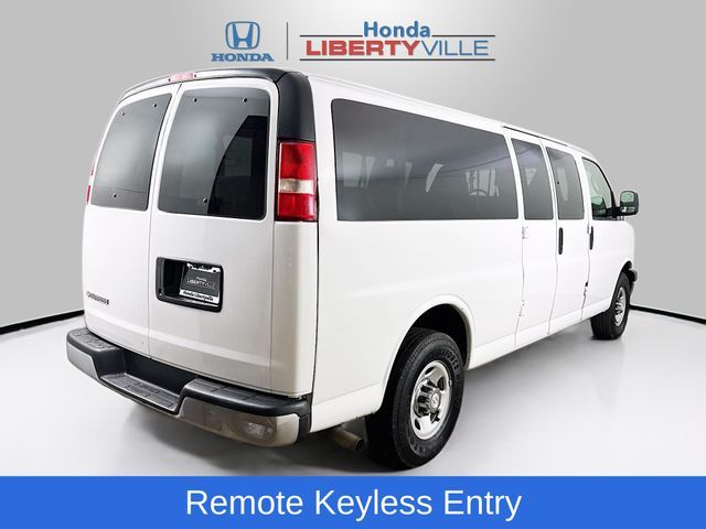 2017 Chevrolet Express LT