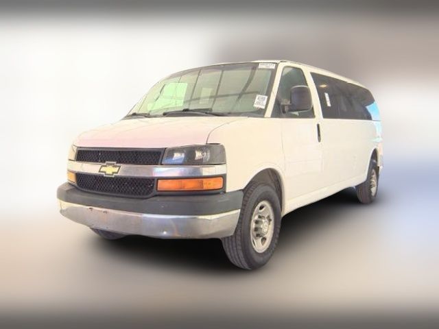 2017 Chevrolet Express LT