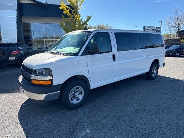 2017 Chevrolet Express LT