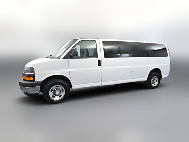 2017 Chevrolet Express LT