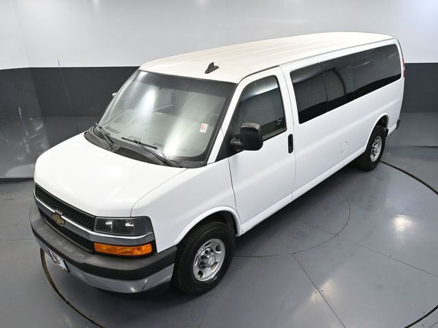 2017 Chevrolet Express LT