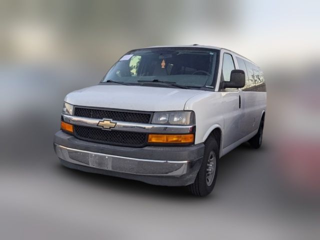 2017 Chevrolet Express LT