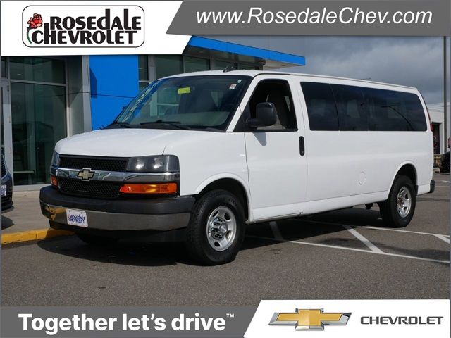 2017 Chevrolet Express LT