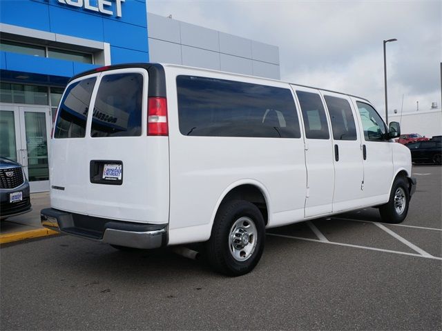 2017 Chevrolet Express LT