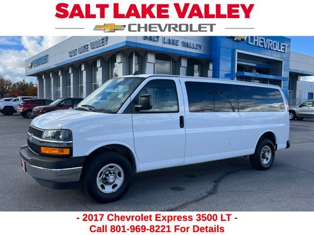 2017 Chevrolet Express LT