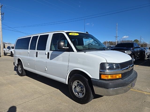 2017 Chevrolet Express LT