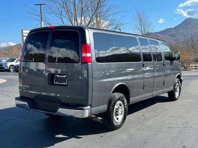 2017 Chevrolet Express LT