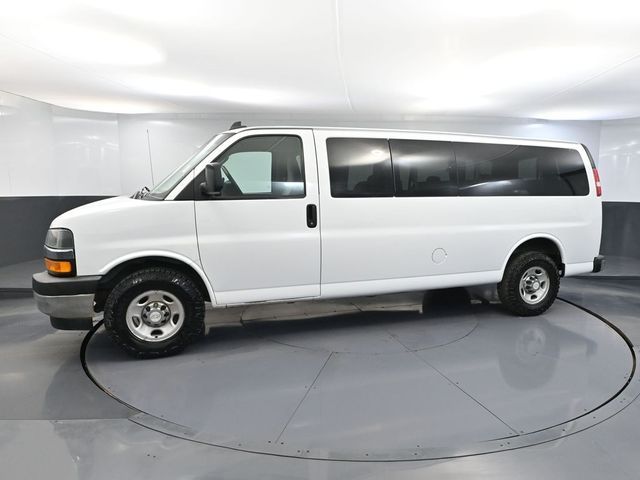 2017 Chevrolet Express LT