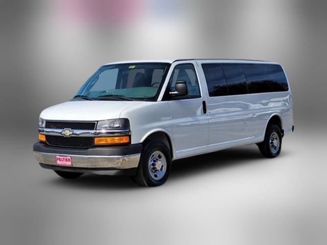 2017 Chevrolet Express LT