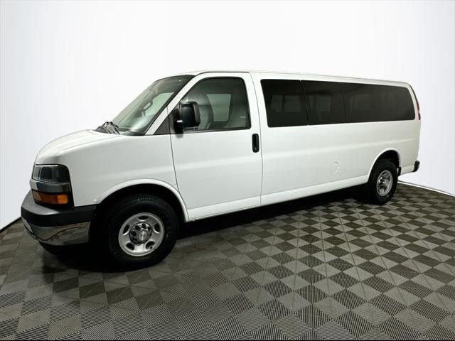 2017 Chevrolet Express LT