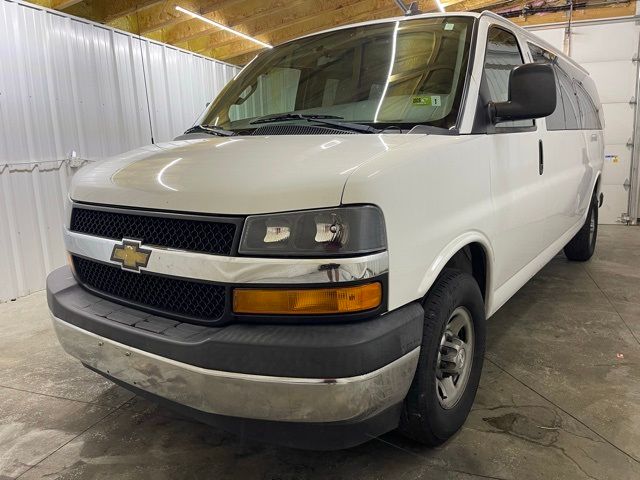 2017 Chevrolet Express LT