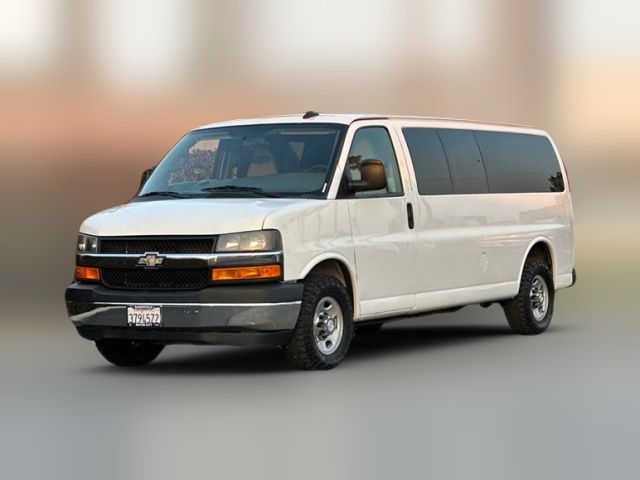 2017 Chevrolet Express LT