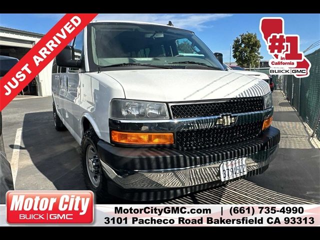 2017 Chevrolet Express LT