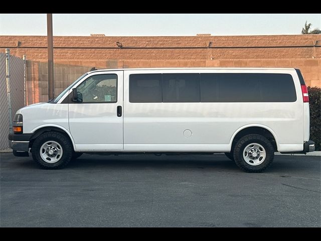 2017 Chevrolet Express LT