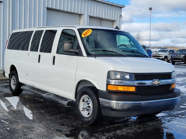 2017 Chevrolet Express LT