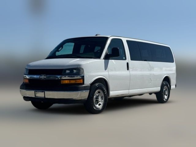 2017 Chevrolet Express LT