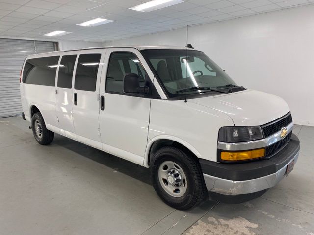 2017 Chevrolet Express LT