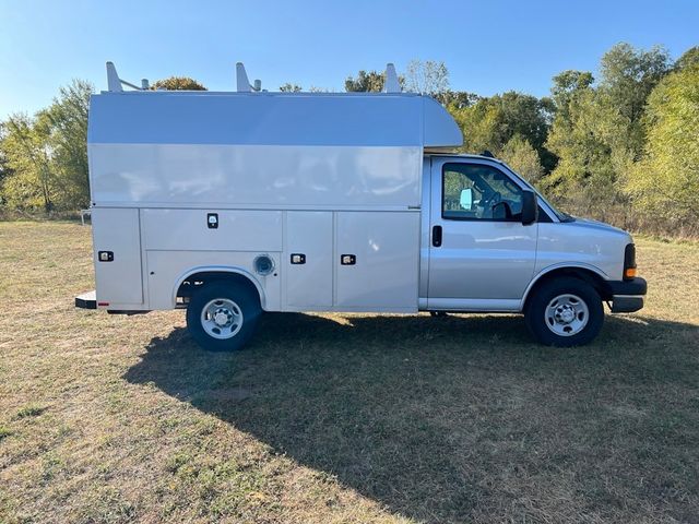 2017 Chevrolet Express Base