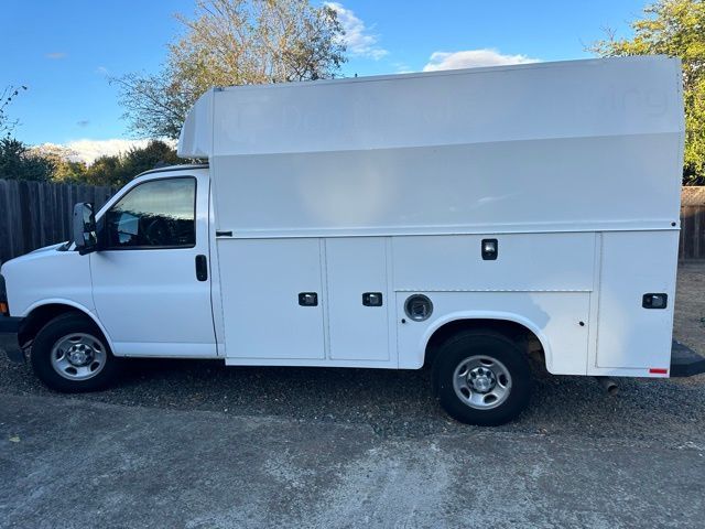 2017 Chevrolet Express Base