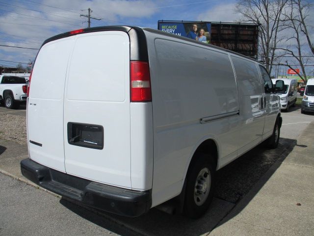 2017 Chevrolet Express Base