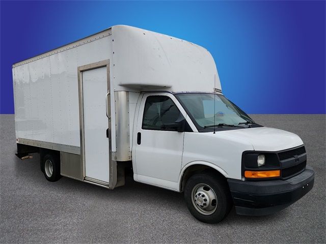 2017 Chevrolet Express Base