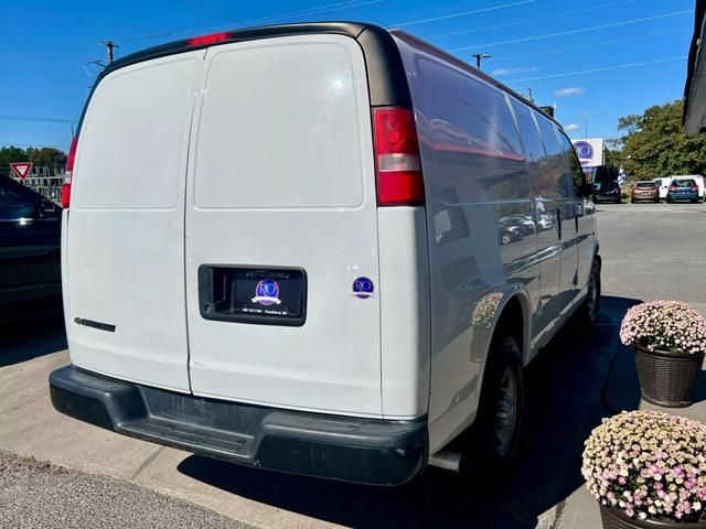 2017 Chevrolet Express Base