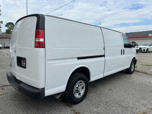 2017 Chevrolet Express Base