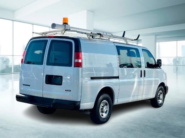 2017 Chevrolet Express Base