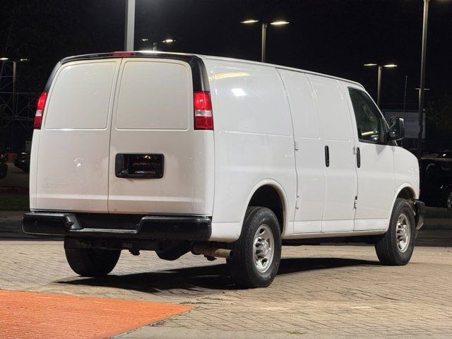 2017 Chevrolet Express Base