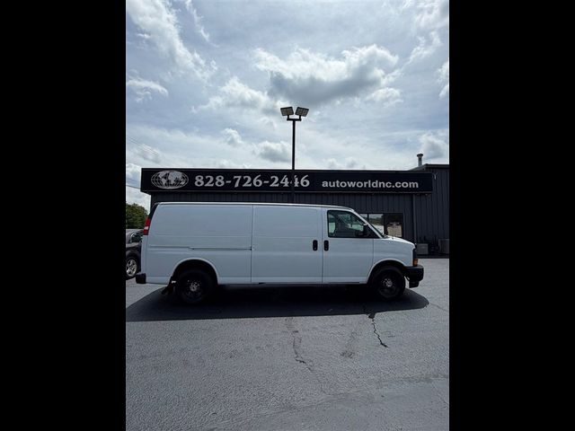 2017 Chevrolet Express Base