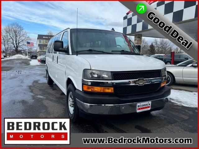 2017 Chevrolet Express LT