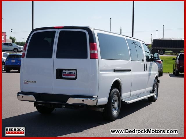 2017 Chevrolet Express LT