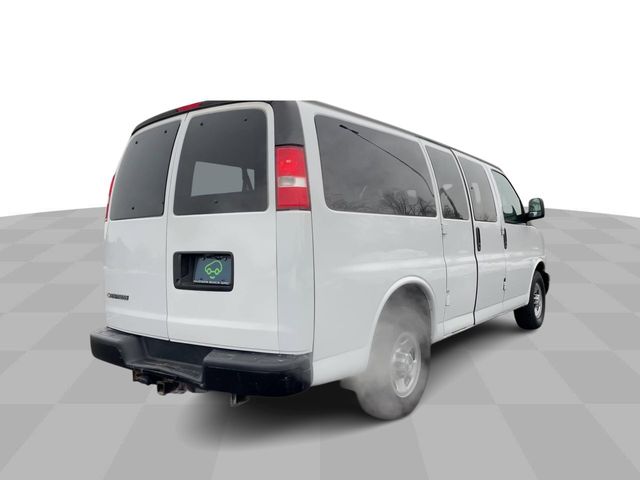 2017 Chevrolet Express LS