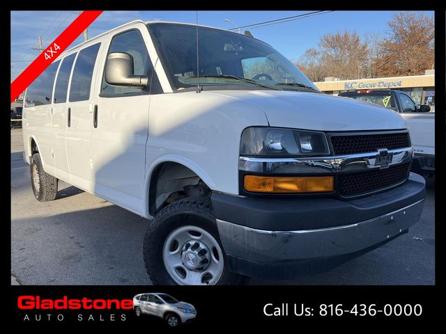 2017 Chevrolet Express LS