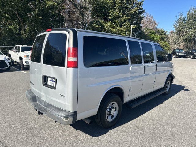 2017 Chevrolet Express LT