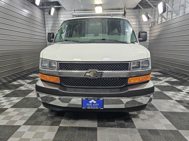 2017 Chevrolet Express LT