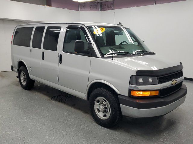 2017 Chevrolet Express LT