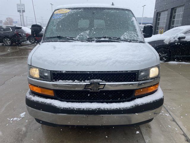 2017 Chevrolet Express LT