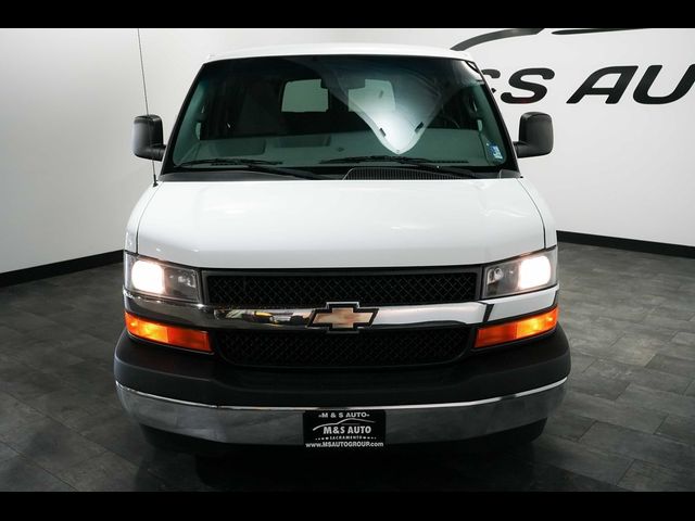 2017 Chevrolet Express LT