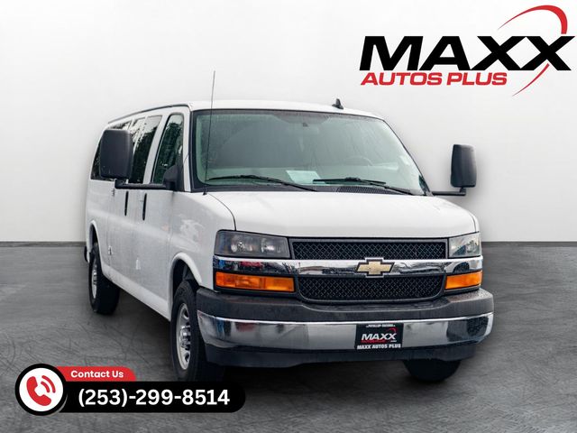 2017 Chevrolet Express LT