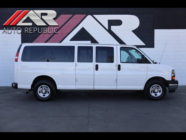 2017 Chevrolet Express LT