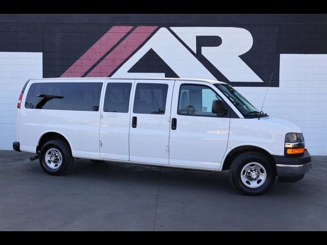 2017 Chevrolet Express LT