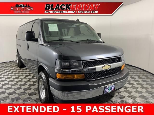 2017 Chevrolet Express LT