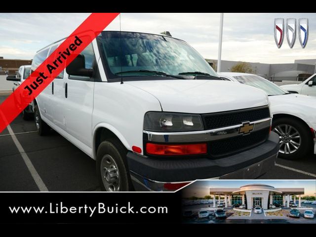 2017 Chevrolet Express LT