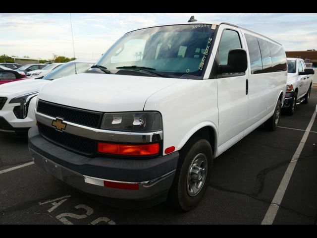 2017 Chevrolet Express LT