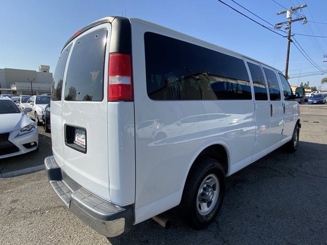 2017 Chevrolet Express LT