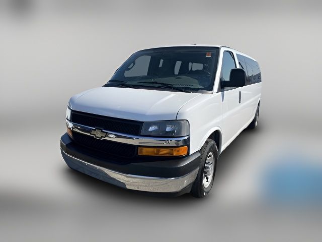 2017 Chevrolet Express LT