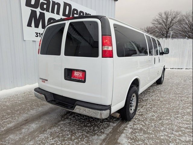 2017 Chevrolet Express LT