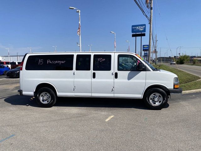 2017 Chevrolet Express LT