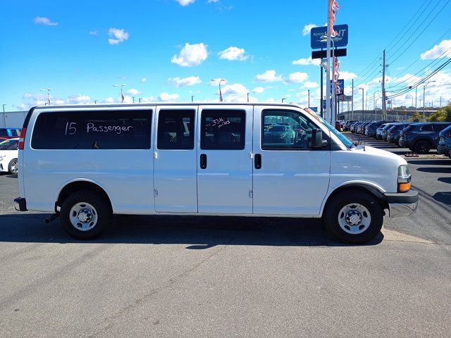 2017 Chevrolet Express LT